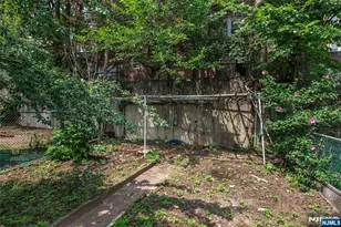 212 Garside St, Newark, NJ 07104 - Photo 3
