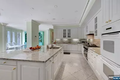 64 Rio Vista Drive, Alpine, NJ 07620 - Photo 19