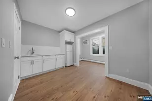 15 Tuttle Street 1, Wallington, NJ 07057 - Photo 7