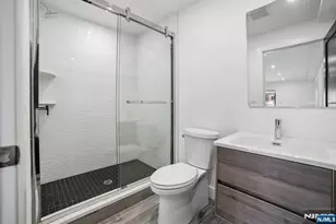 425 Grandview Pl, Fort Lee, NJ 07024 - Photo 29