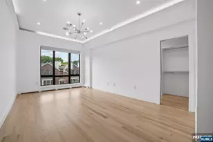 425 Grandview Pl, Fort Lee, NJ 07024 - Photo 19