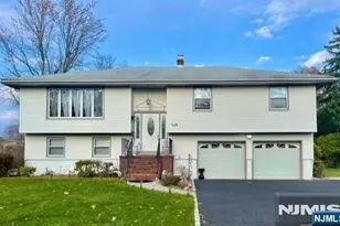 149 Truman Terrace, Paramus, NJ 07652 - Photo 1