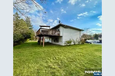 149 Truman Terrace, Paramus, NJ 07652 - Photo 3