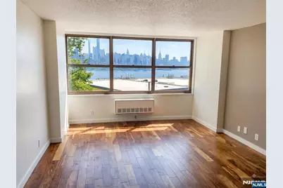 7000 Jfk Blvd E, West New York, NJ 07093 - Photo 1