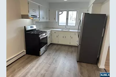 41 Kipp Avenue 1 #1, Elmwood Park, NJ 07407 - Photo 5