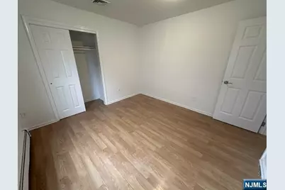 41 Kipp Avenue 1 #1, Elmwood Park, NJ 07407 - Photo 11