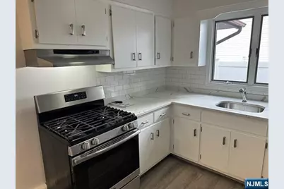 41 Kipp Avenue 1 #1, Elmwood Park, NJ 07407 - Photo 7