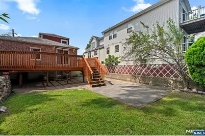 56 Cecelia Avenue, Cliffside Park, NJ 07010 - Photo 31