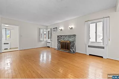 56 Cecelia Avenue, Cliffside Park, NJ 07010 - Photo 3