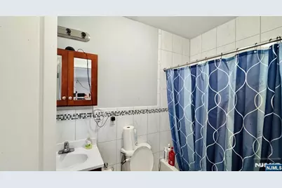 418 Jersey Street 1F+g #1F+G, Harrison, NJ 07029 - Photo 13