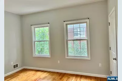 418 Jersey Street 1F+g #1F+G, Harrison, NJ 07029 - Photo 9