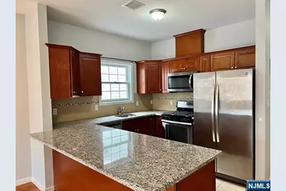 418 Jersey Street 1F+g #1F+G, Harrison, NJ 07029 - Photo 3