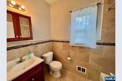418 Jersey Street 1F+g #1F+G, Harrison, NJ 07029 - Photo 17