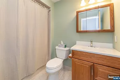 45 Sampson Street 11 #11, Saddle Brook Township, NJ 07663 - Photo 15