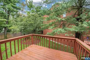 45 Sampson Street 11, Saddle Brook Township, NJ 07663 - Photo 19