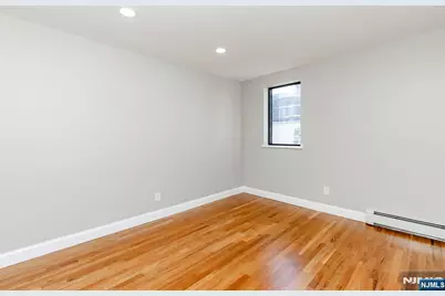 100 Lakeview Avenue 1A #1A, Clifton, NJ 07011 - Photo 11