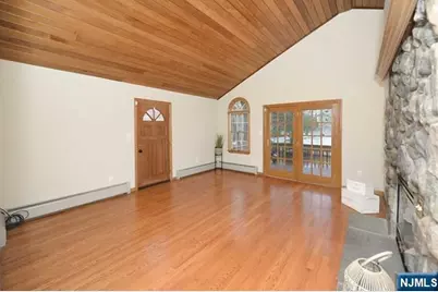 13 Orangeburgh Road, Old Tappan, NJ 07675 - Photo 3