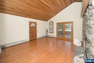 13 Orangeburgh Rd, Old Tappan, NJ 07675 - Photo 3