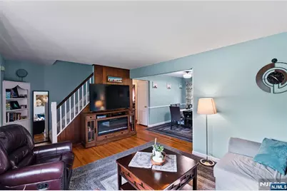 46 Linwood Avenue, Midland Park, NJ 07432 - Photo 5