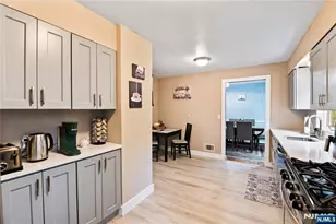 46 Linwood Ave, Midland Park, NJ 07432 - Photo 9