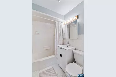 46 Linwood Avenue, Midland Park, NJ 07432 - Photo 13