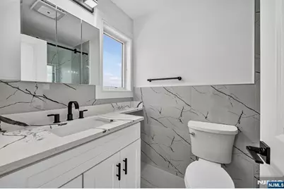 85-87B Echo, Elmwood Park, NJ 07407 - Photo 21