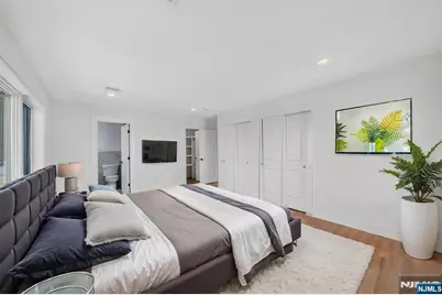 85-87B Echo, Elmwood Park, NJ 07407 - Photo 17