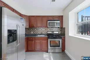 232 Shephard Ave B6, Newark, NJ 07112 - Photo 7