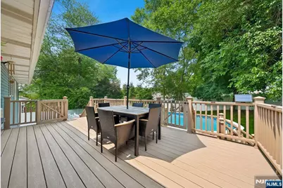 364 Piermont Avenue, Hillsdale, NJ 07642 - Photo 25