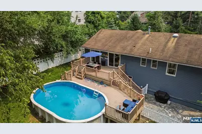 364 Piermont Avenue, Hillsdale, NJ 07642 - Photo 23