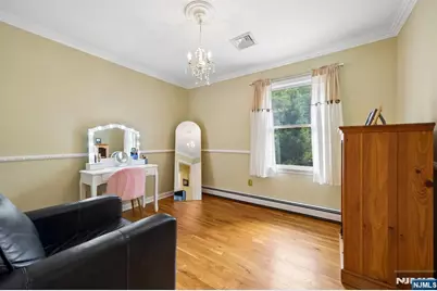 364 Piermont Avenue, Hillsdale, NJ 07642 - Photo 17