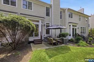 21 Chestnut Ct, Cedar Grove, NJ 07009 - Photo 19