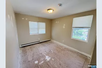 25 Ryerson Avenue, Paterson, NJ 07502 - Photo 11