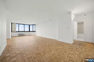 1265 15th Street 14C, Fort Lee, NJ 07024 - Photo 5
