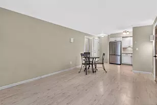 1510 Faulkner Ct, Mahwah, NJ 07430 - Photo 9
