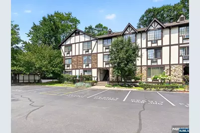 1510 Faulkner Court, Mahwah, NJ 07430 - Photo 3