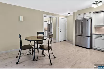 1510 Faulkner Court, Mahwah, NJ 07430 - Photo 5