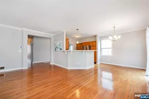 44 George Russell Way 22, Clifton, NJ 07013 - Photo 5