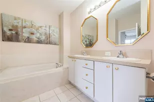 44 George Russell Way 22, Clifton, NJ 07013 - Photo 15