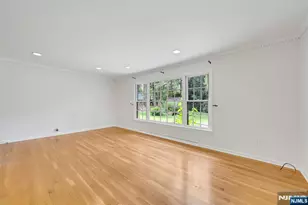 27 Stone Fence Rd, Allendale, NJ 07401 - Photo 17