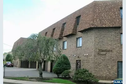 825 Riverside Avenue 16 #16, Lyndhurst Township, NJ 07071 - Photo 1