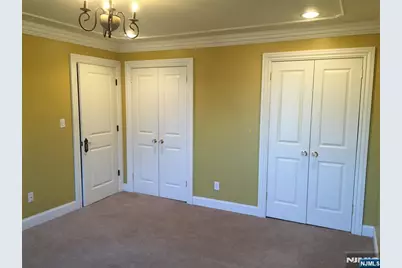825 Riverside Avenue 16 #16, Lyndhurst Township, NJ 07071 - Photo 27