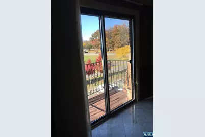825 Riverside Avenue 16 #16, Lyndhurst Township, NJ 07071 - Photo 15