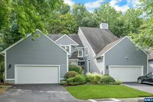 430 Windham Ct 430, Wyckoff Township, NJ 07481 - Photo 3