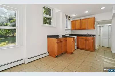 25 Prospect Avenue Cottage #COTTAGE, Montclair, NJ 07042 - Photo 7