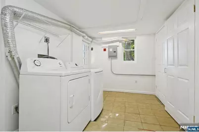 25 Prospect Avenue Cottage #COTTAGE, Montclair, NJ 07042 - Photo 17