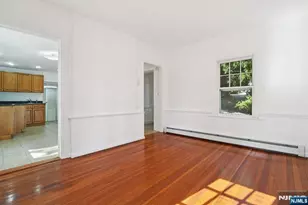 25 Prospect Ave Cottage, Montclair, NJ 07042 - Photo 5