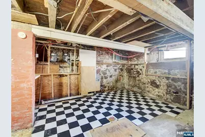 39 Hillman Street, Paterson, NJ 07522 - Photo 23