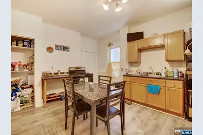 39 Hillman Street, Paterson, NJ 07522 - Photo 5