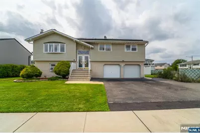 5 La Rosa Drive, Little Ferry, NJ 07643 - Photo 3